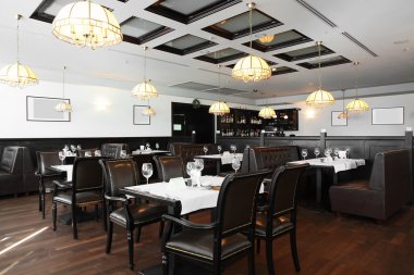 modern restoran güzel iç