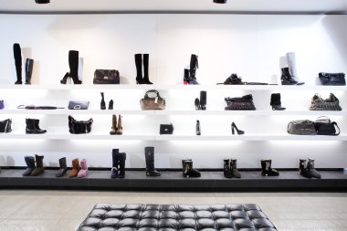 parlak iç lüks Ayakkabı mağazası