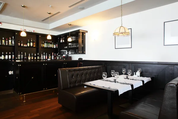 modern restoran güzel iç