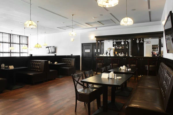 modern restoran güzel iç