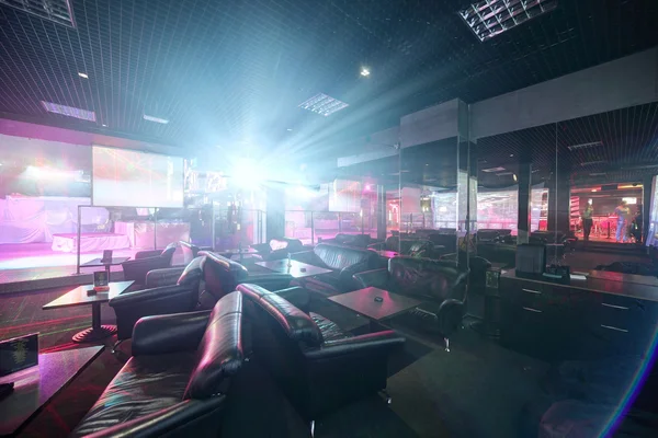 Avrupa tarzı modern gece kulübü