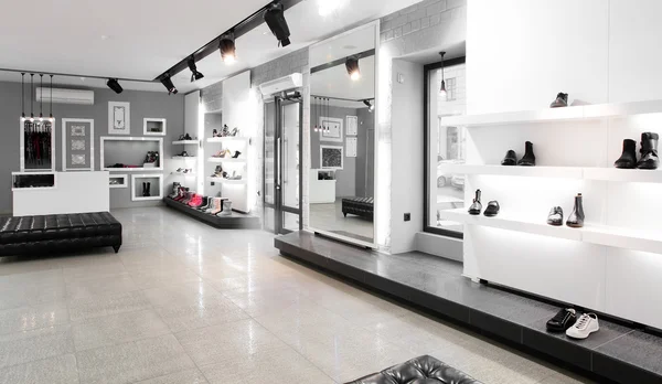 parlak iç lüks Ayakkabı mağazası