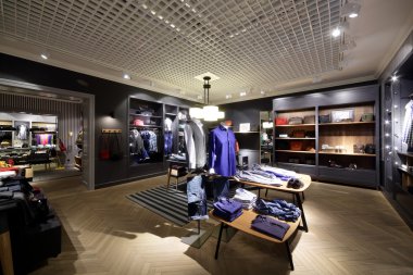 yeni iç kumaş mağazası