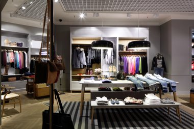 yeni iç kumaş mağazası