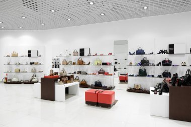 İç modern Avrupa alışveriş Ayakkabı mağazası