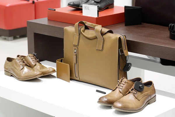 Interior of shoe store in modern european mall — Stock Photo, Image