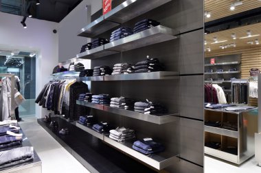 yeni iç kumaş mağazası
