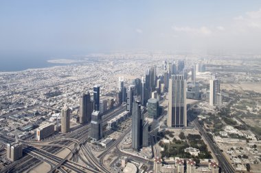 Dubai şehir merkezinde güzel bir şehir görünümü