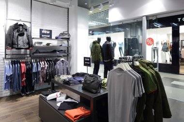 yeni iç kumaş mağazası