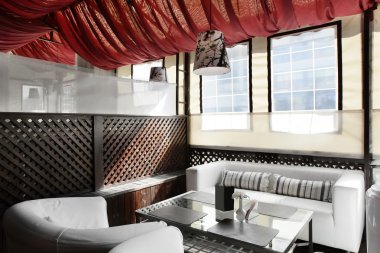 parlak renklerde Avrupa Restoran