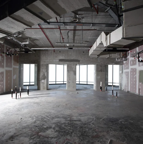 Raw concrete interior at the top of dubai — Stock Photo, Image