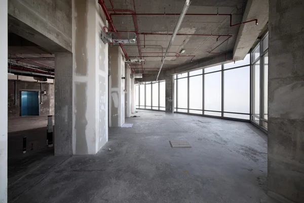 Syrové betonové interiér v horní části dubai — Stock fotografie