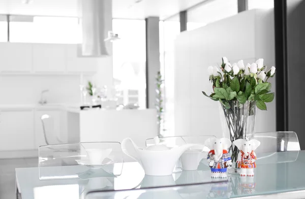 Intérieur de la cuisine européenne moderne — Photo