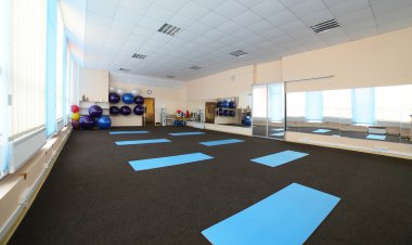 insanlar olmadan modern Avrupa spor salonu