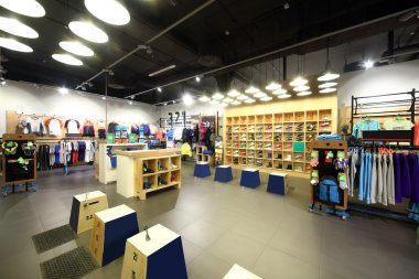 İç modern Avrupa alışveriş Ayakkabı mağazası