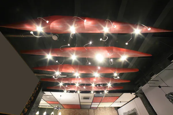Європейський ресторан у світлих тонах — стокове фото
