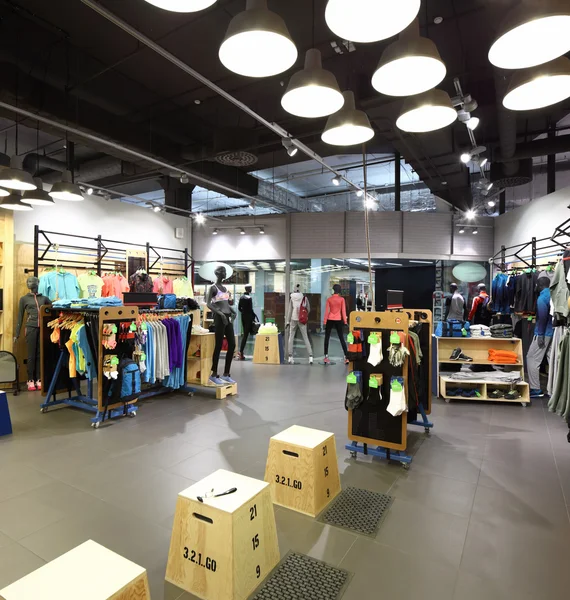 Nuevo interior de la tienda de tela —  Fotos de Stock