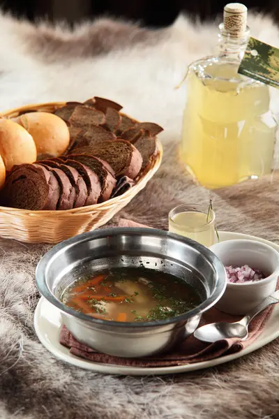 Russian hot soup with bread and home alcohol — Stock Photo, Image