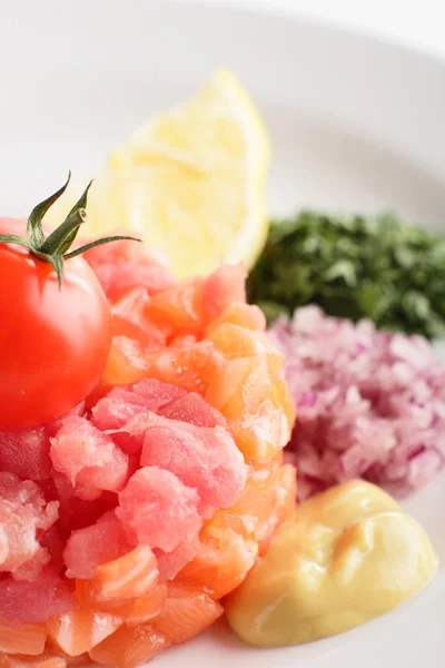 Kalter und schmackhafter europäischer Salat — Stockfoto