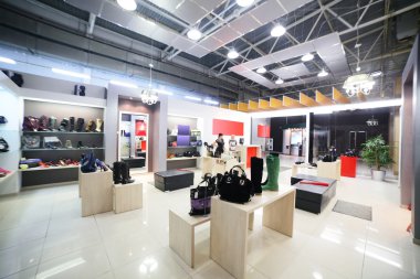 İç modern Avrupa alışveriş Ayakkabı mağazası