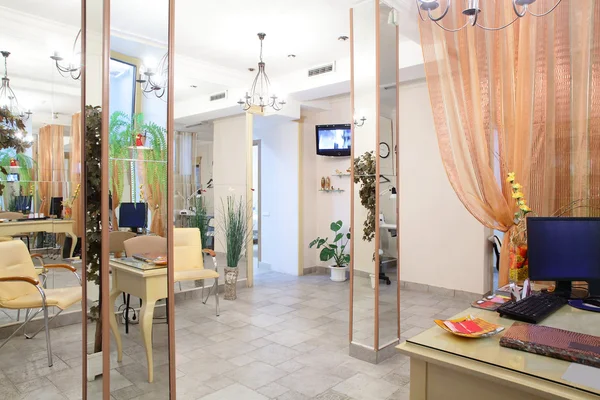 Interior of modern beauty salon — Stock Photo, Image