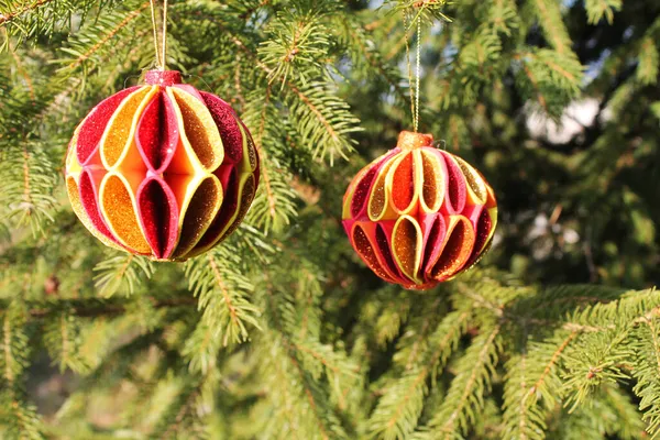 Noel Ağacında Yapımı Yuvarlak Toplar — Stok fotoğraf