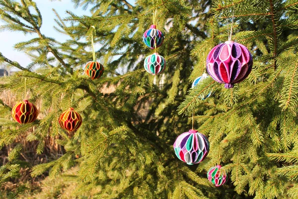 Juguetes Redondos Hechos Mano Cuelgan Árbol Navidad — Foto de Stock