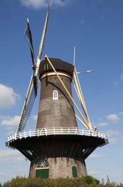 Hollanda Yeldeğirmeni