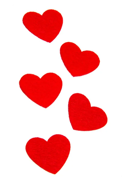 Kırmızı Keçeli Kalpler Beyaz Arka Planda Izole Edilmiş Dekorasyonu Severler — Stok fotoğraf