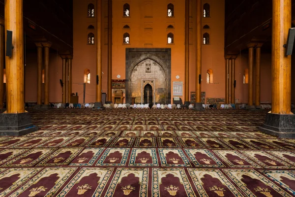 Молитвенный зал главной мечети Шринагара — стоковое фото