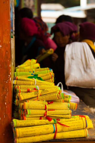 Yellow Tibetan Prayer Scrolls Text Monks Buying — Stock Photo, Image