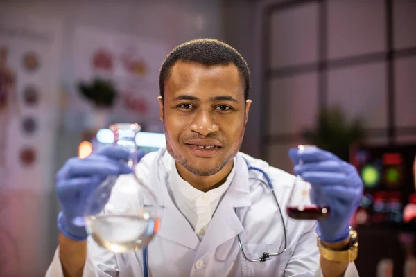 Yong African Male Scientist Working Test Tubes Wearing Lab Coat — Zdjęcie stockowe