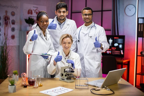 Portrait Young Team Multinational Scientists Looking Camera Satisfied Results Research — Fotografia de Stock