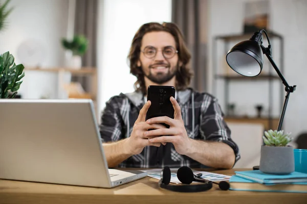 Confident Young Man Writing Message Mobile Conversation Office Caucasian Male — Stock Fotó