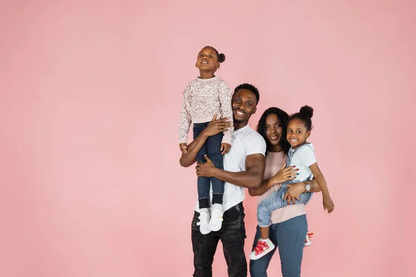 Time Family Overjoyed African American Family Laughing Posing Isolated Pink — Fotografia de Stock