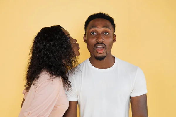 Affectionate Young African Women Try Kissing Her Excited Boyfriend Yellow — Fotografia de Stock