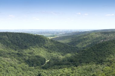 uzak yel değirmenleri