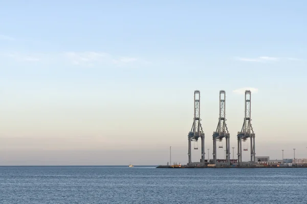 Grúas de contenedores — Foto de Stock