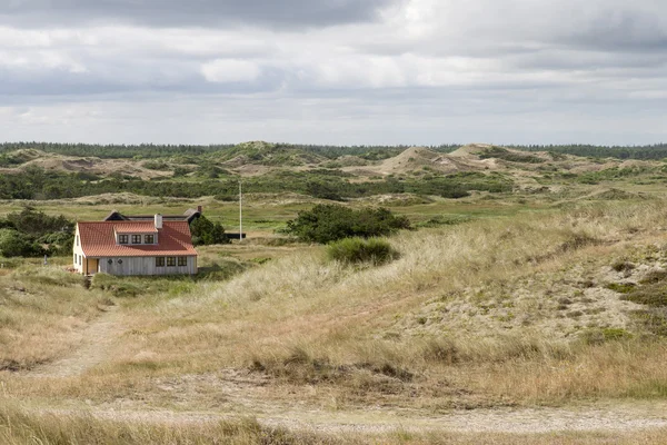 Casas de vacaciones en las dunas de arena — Foto de Stock