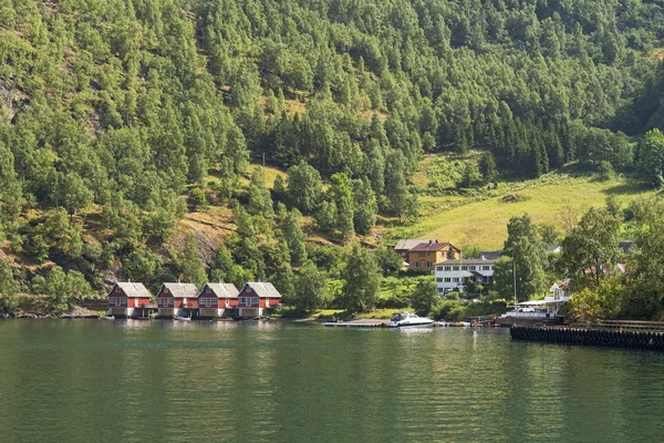 Vakantiehuizen op de berg — Stockfoto