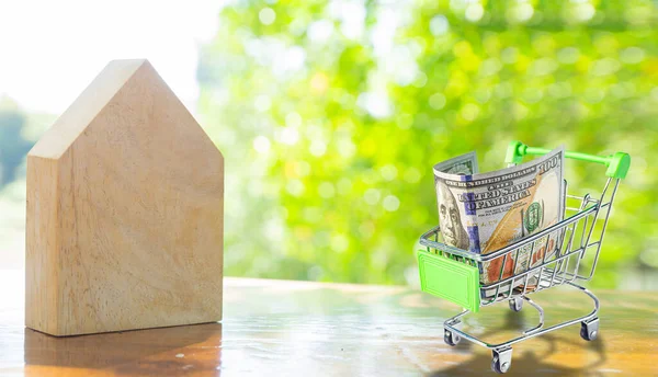 Close Small Home Model Nieruchomości Zatwierdzenie Kredytu Hipotecznego Home Loan — Zdjęcie stockowe