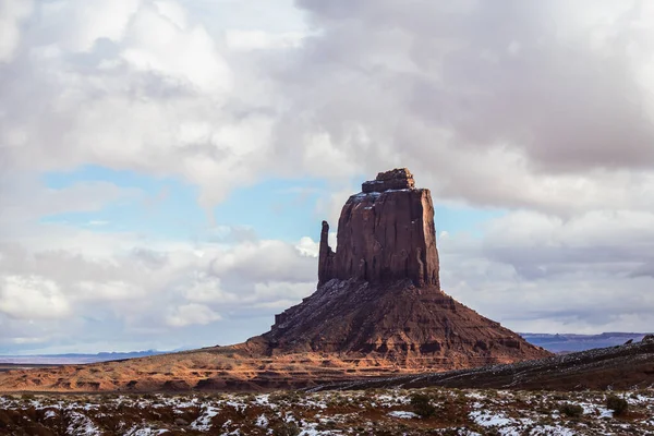Paisagem Clássica Deserto Sudoeste Com Neve Chão Monumento Valle — Fotografia de Stock
