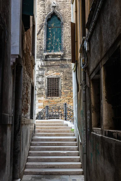 Quiet Empty Alleys City Venice Italy — Stockfoto