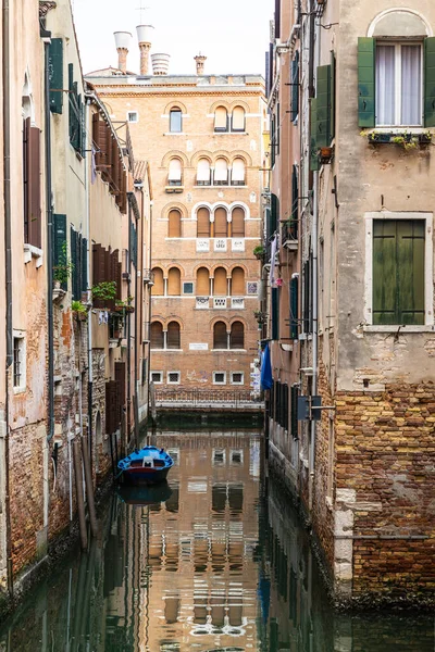 Boats Floating Calm Canals Venice Italy — Stock Fotó