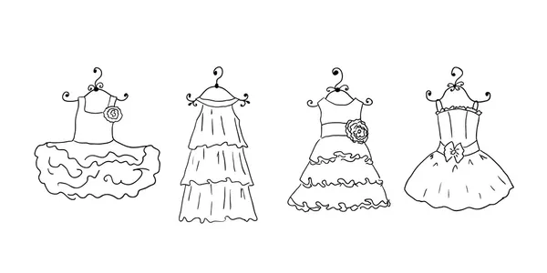 Diferentes vestidos en perchas — Vector de stock