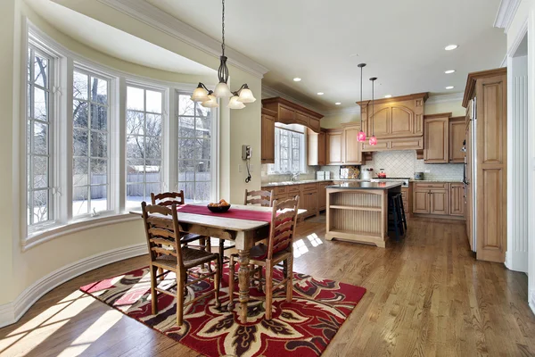 Kitchen with oak wood cabinetry — Stock Photo, Image