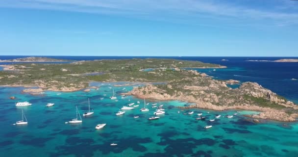 Vista Aérea Isla Spargi Con Cala Corsara Una Playa Arena — Vídeo de stock