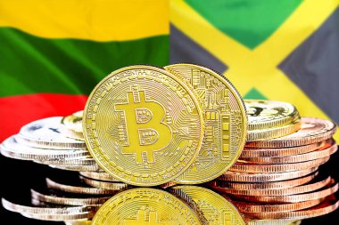 Litvanya ve Jamaika bayrağının arka planında bitcoinler var. Litvanya ve Jamaika 'daki kripto para birimi ve engelleme teknolojisi yatırımcıları için kavram