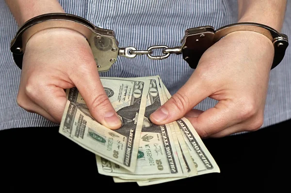 Cerca Las Manos Mujer Esposada Tienen Dinero Dólares Detenido Soborno — Foto de Stock