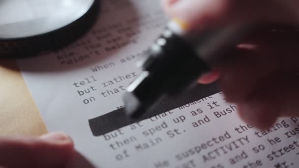Siyah Kalemli Gizli Metin Kâğıt Sansürlemesini Kapat Çok Gizli Bilgiler — Stok video